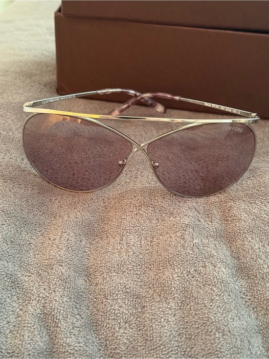 NIB TOM FORD STEVIE SUNGLASSES CASE AND BOX AND CLOTH INCLUDED RET.$525 main image 15